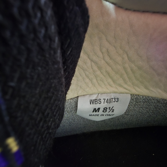 Merrell Wilderness Hiking Boots - Picture 4 of 10